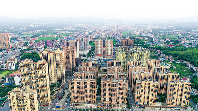 “全球烟花第一镇”扛大旗奋力建设“湘赣合作示范区”